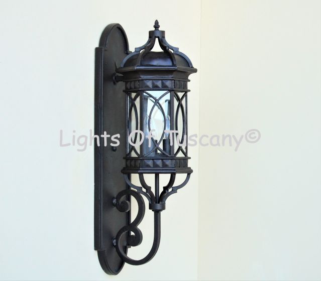 7811-3 Spanish Contemporary Outdoor Wall Lantern