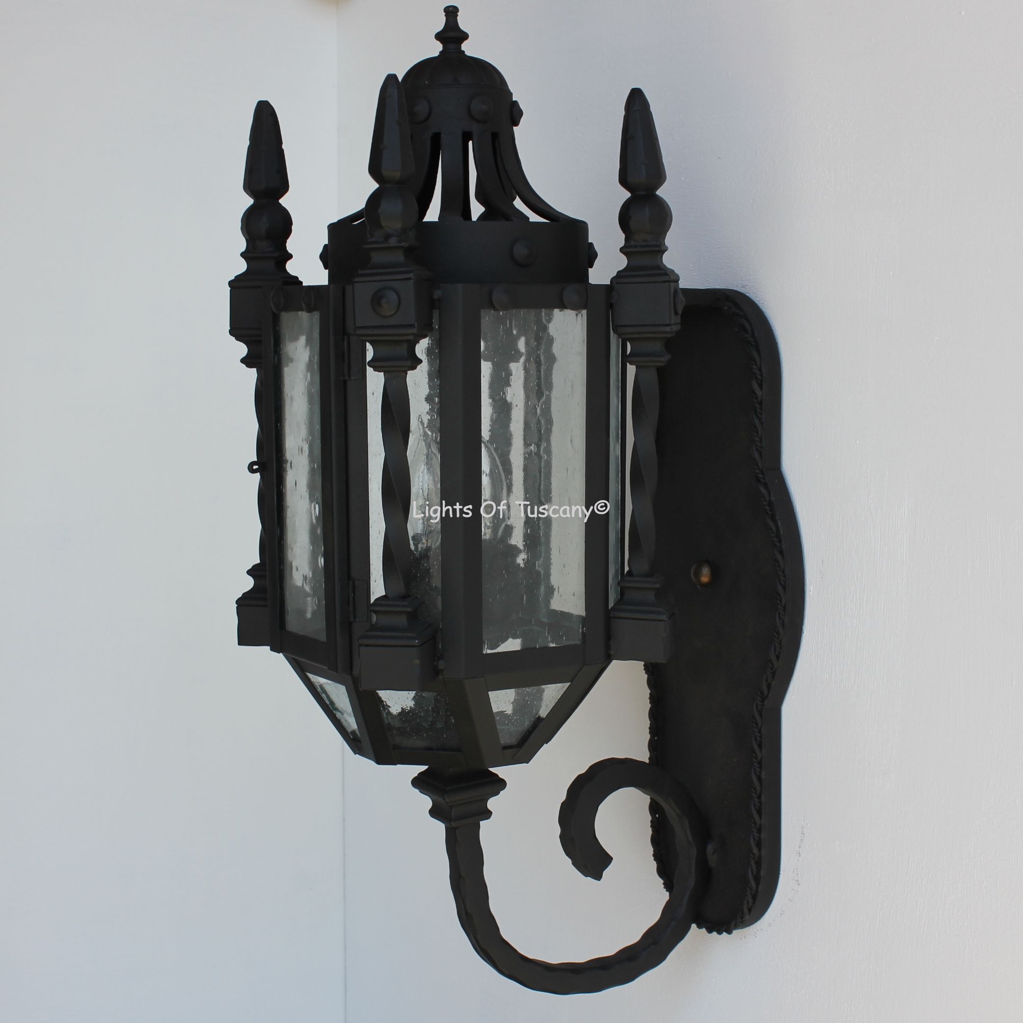 Lights of Tuscany 7046-3 Iron Gothic/Medieval lanter/lamp