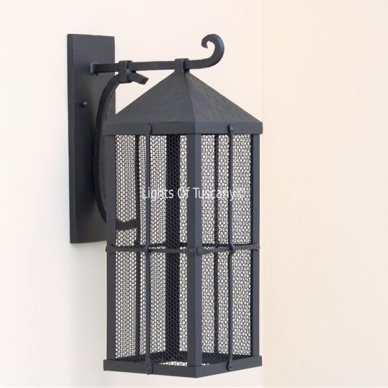 7613-1 Contemporary Spanish Style Exterior Wall Light with Mesh