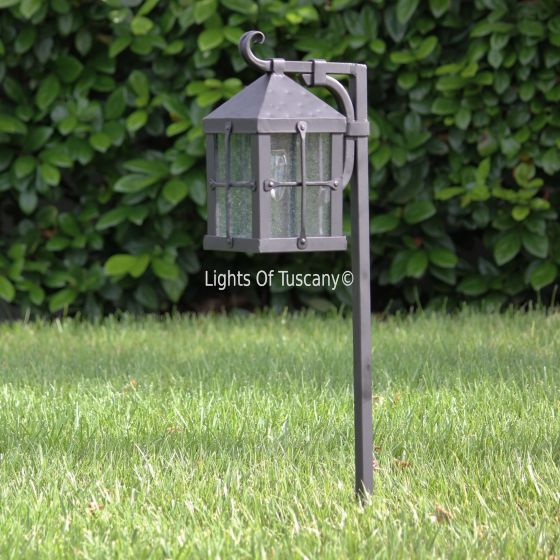 7650-1 Contemporary Style Wrought Iron Outdoor Landscape Light