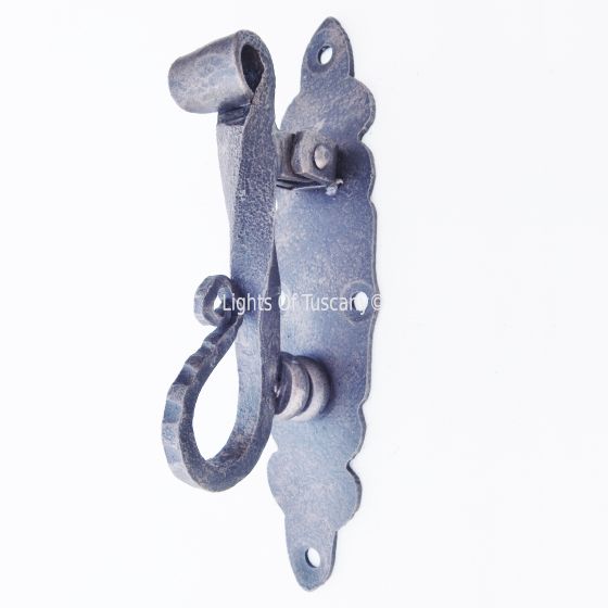 H8470 Rustic Style Iron Door Knock
