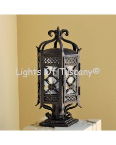 7565-1 Gothic Medieval Revival Style Outdoor Iron Post Light