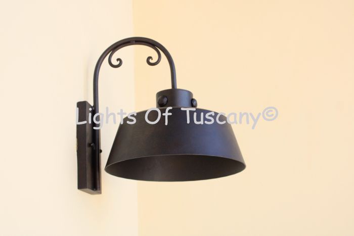7346-1 Rustic Outdoor Iron Wall Light
