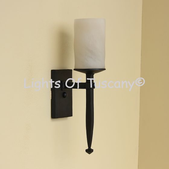 5018-1 Spanish Style Iron Wall Sconce