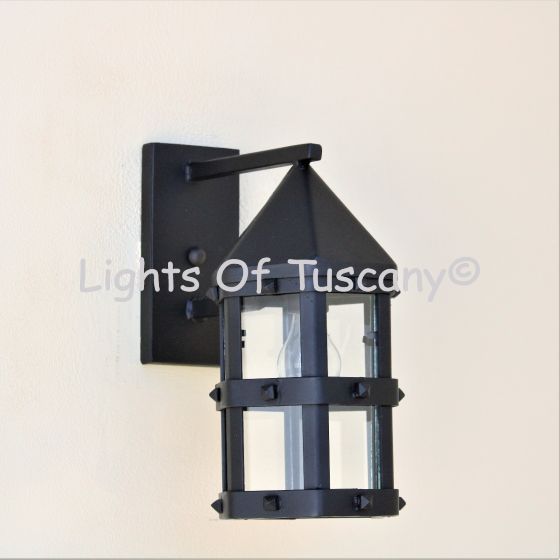 7511-1 Rustic Spanish Gothic Style Iron Outdoor Wall Lantern