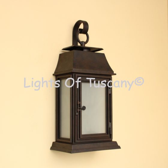 Transitional Wall Light, Transitional lighting, Colonial Lantern, Outdoor Light, Pocket Light ,Low Profile Lighting, Commercial Grade LIghting, Traditional Wall Light