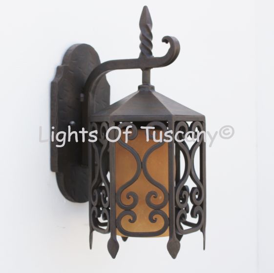 7070-1 Spanish / Mediterranean Style Iron Outdoor Wall Light